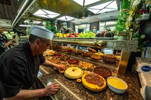 Hotels Logis Hotel - Le Relais du Parisis : photos des chambres