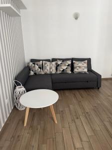 LoveRhome Apartment 10