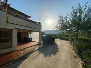 Spacious n comfortable Aloe Vera farm house - Ágios Geórgios Sykoúsis