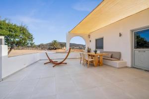 iLocal Project accommodation&sofer services