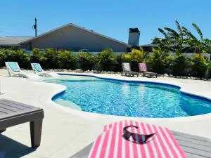 Waterfront oasis with NEW POOL and kayaks - Hernando Beach