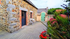 B&B / Chambres d'hotes LA GUESTHOUSE - A deux pas du Sentier des Douaniers : Suite en Duplex