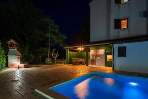 Big swimming pool Moonvidal residence