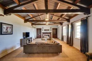 Secluded Ranch with Courtyard about 4 Mi to Odessa! - Crane