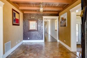 Secluded Ranch with Courtyard about 4 Mi to Odessa!