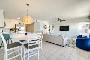 Cedar Key Condo with Balcony and Gulf Views! - Suwannee