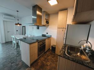 RentUp - Moderno con piscina y balcon en Cañitas & Campo Argentino de Polo