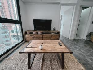 RentUp - Moderno con piscina y balcon en Cañitas & Campo Argentino de Polo