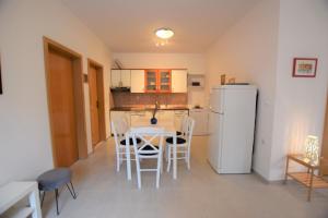 Ferienwohnung für 5 Personen ca 75 qm in Mandre, Dalmatien Inseln vor Zadar