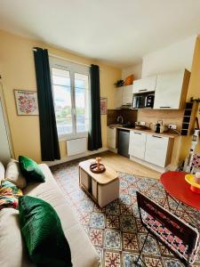 Appartements Au coeur de la ville, 2 pieces : photos des chambres