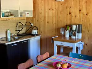 Domek letniskowy z kortem tenisowym Karwia Ostrowo