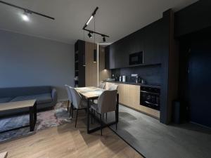 BnP l Business and Pleasure apt Polanka Niemena