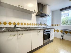 a beautiful and tranquil apartment in the heart of marbella