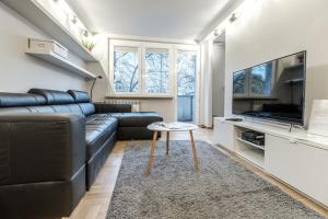 Warsaw Inside Solec III