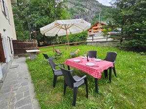 Accogliente Casa con Giardino