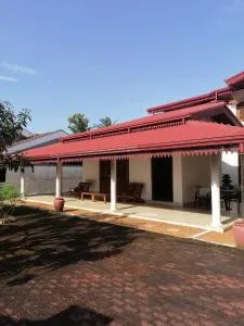 Sujee Villa CeylonHub - Akkaragoda