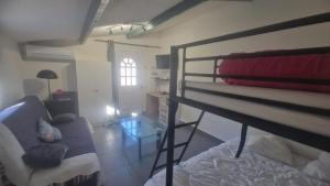 Maisons de vacances Maisonnette avec jardin et piscine privee : photos des chambres