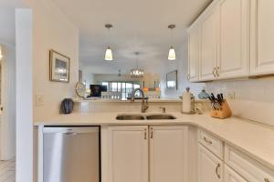 22 Riverfront Condo At Bouchelle Island