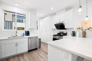 Luxurious Ontario Townhouse Ideal Family