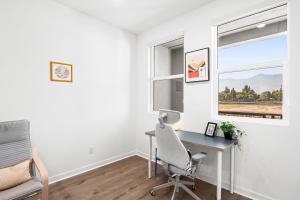 Luxurious Ontario Townhouse Ideal Family