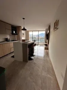 Aluna Apto/ Wellness and Enjoy - La Estrella