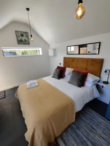 Pentagram Studio - Isfield