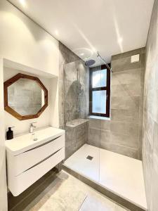 Appartements Le Croix d-Or - Plein centre ville : photos des chambres