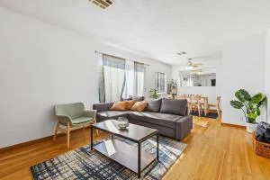 Spacious 3BR Home in West Covina - 钻石吧