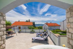 Apartment Tara with seaview