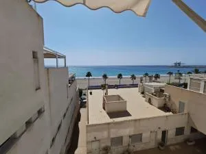 Vistas al mar y con garaje - Carboneras