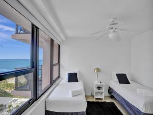 Modern Ocean View Condo Beach Service Unit 1206
