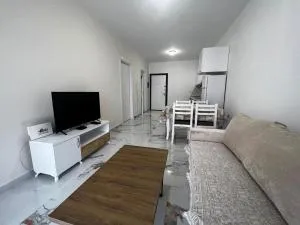 Orlando's Apartments - Sakës