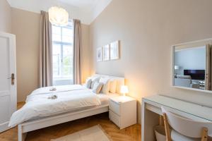 Danube Waterfront View at Chain Bridge