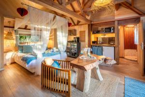 B&B / Chambres d'hotes Domaine de Campagnac - Spa & Sauna : photos des chambres