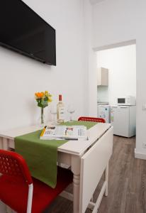 Lovely victoriei studio