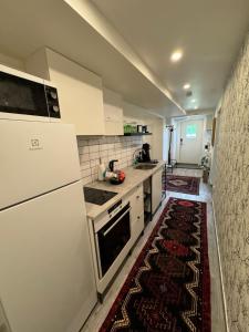 Apartment near community train to Stockholm