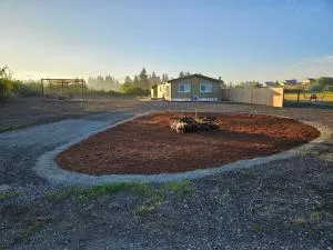 Yelm Prairie Vacation Rentals - Yelm