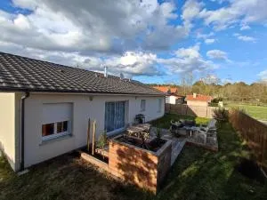 Maison sur le bassin - Saint-Magne