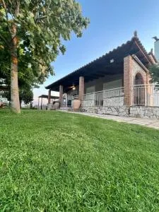 Mama’s Sunshine Garden Villa - Myrtéa