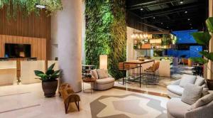 Flat particular com cozinha completa! Serviços de Hotel.