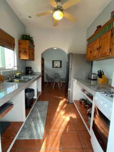 Villa Sunset #3, Ocean View, short walk to the beach