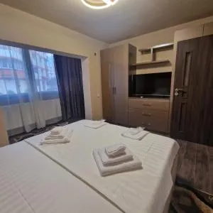 Apartament Iulius 3 Manastire - 阿尔杰什河畔库尔泰亚