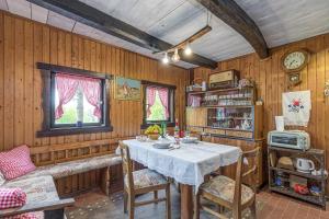 Chalet Birchwood With Whirlpool and Sauna - Happy Rentals
