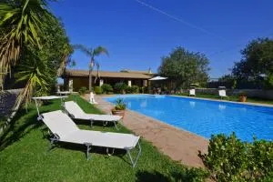Villa Torres - Happy Rentals - Casa Riola