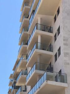 Luxury 3 bdr condo by the Beach