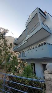 Blue Sky Apartments