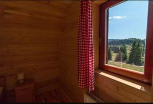 Planinske kuće Anika Tara minimum 2 noćenja