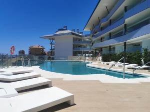 Bel APPARTEMENT FACE A LA MER