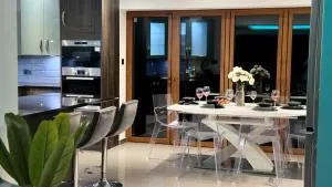 Luxurious 3Bed House with Spa Bath & Garden - 伍德福德格林