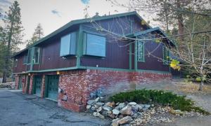 Golden Bear Cottages